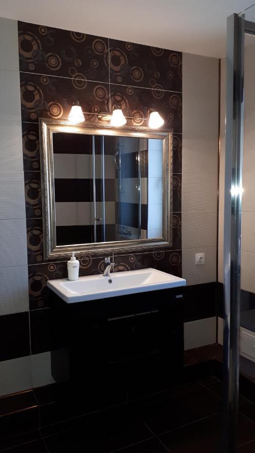 Hotel Vila "Livia" Techirghiol Zewnętrze zdjęcie
