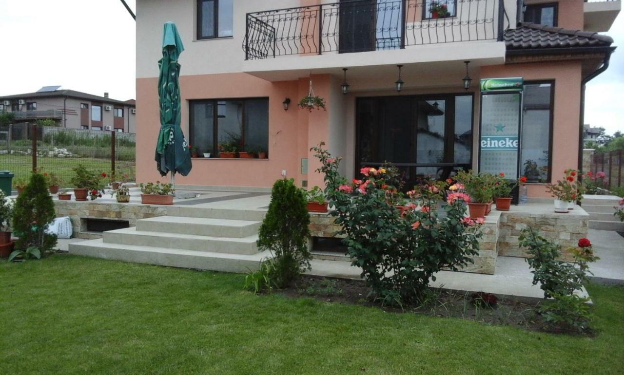 Hotel Vila "Livia" Techirghiol Zewnętrze zdjęcie