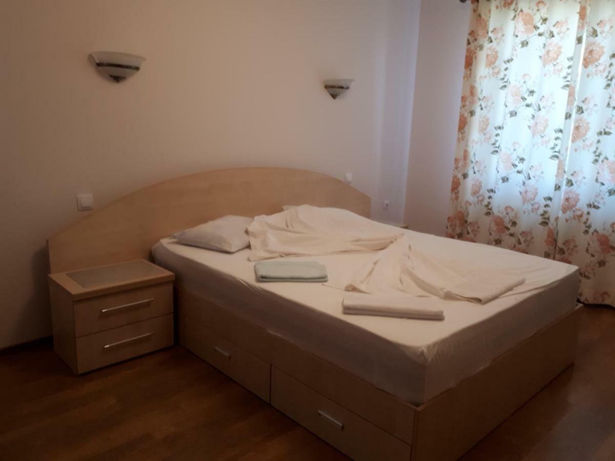 Hotel Vila "Livia" Techirghiol Zewnętrze zdjęcie