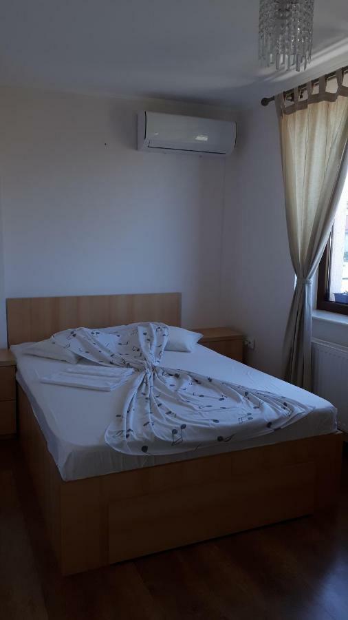 Hotel Vila "Livia" Techirghiol Zewnętrze zdjęcie